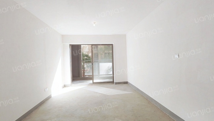 保利玺樾玺公馆二手房实景图