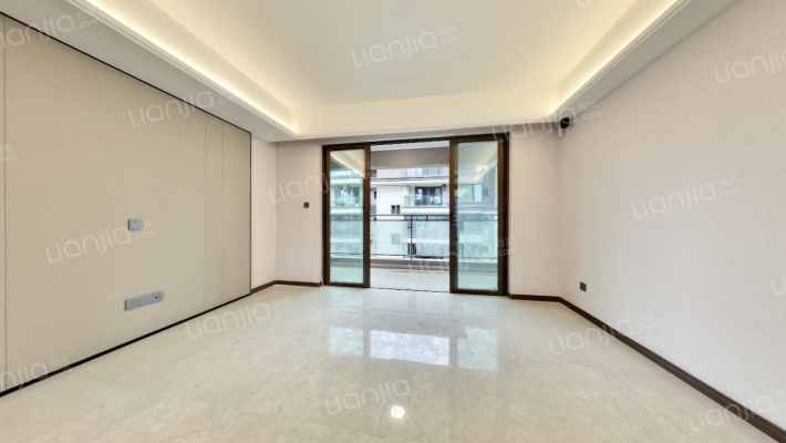 合能铂悦华庭二手房实景图