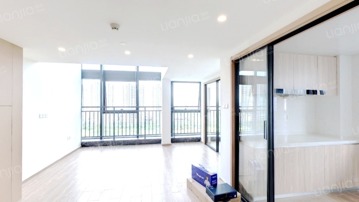 龙盛城市之光二手房实景图