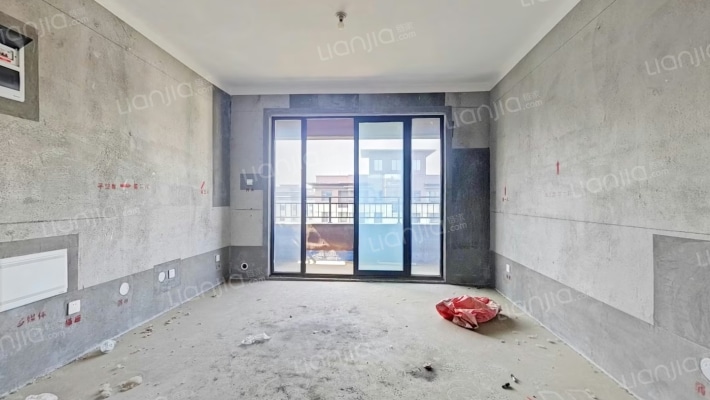 天龙郡帝湖二手房实景图