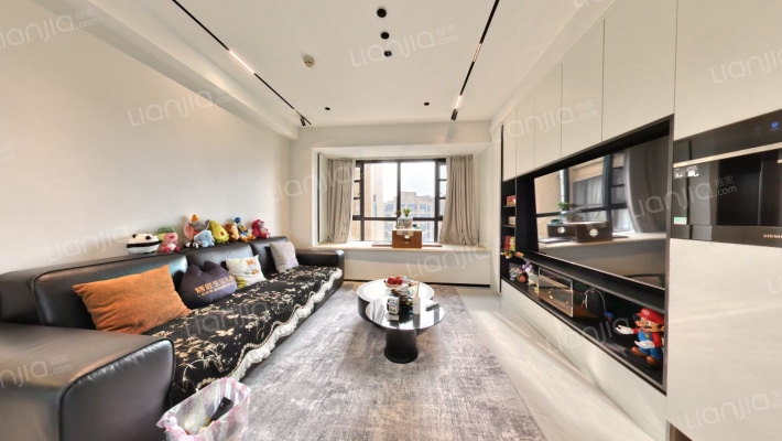 中房优山PLUS二手房实景图