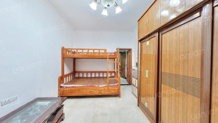 堆金村二手房实景图