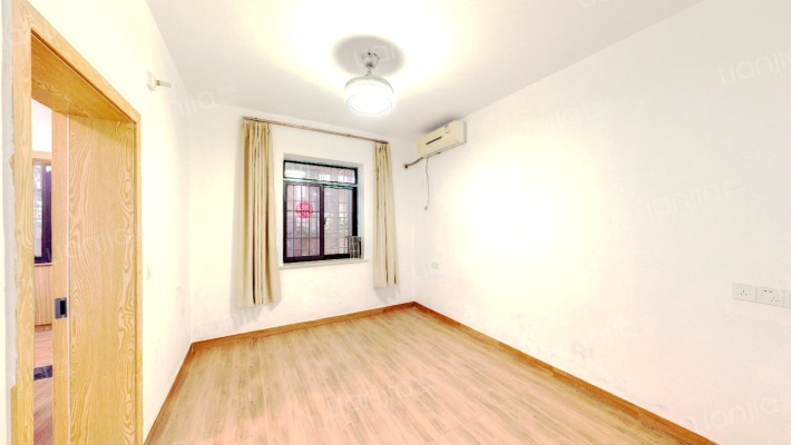 儿童医院宿舍二手房实景图