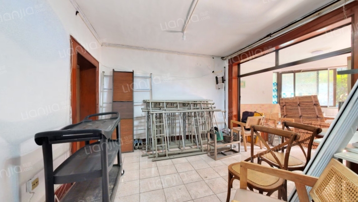 三圣街33号二手房实景图