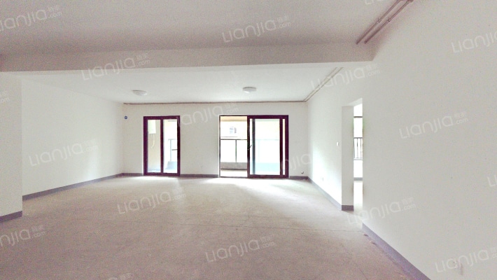 世茂国风二手房实景图