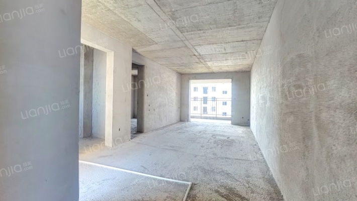 融辉清华苑二手房实景图