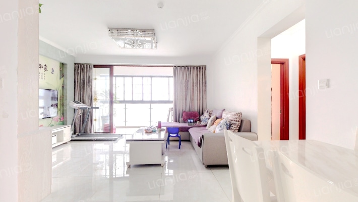 世贸中心二手房实景图