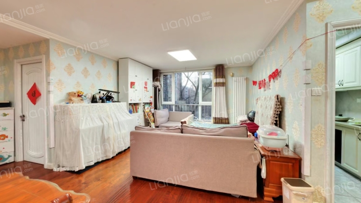 新兴年代二手房实景图