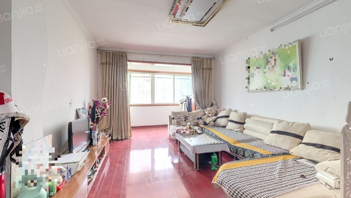 湖滨新苑二手房实景图