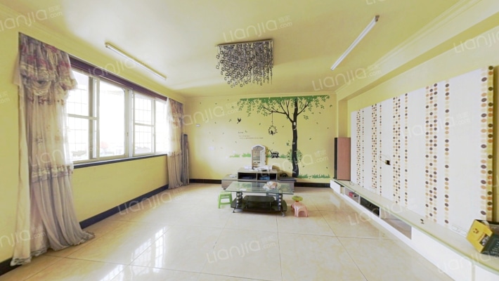 龙华住宅二手房实景图