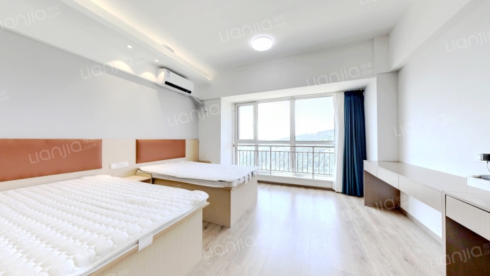 绿地海珀天润二手房实景图