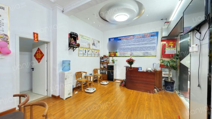 康美花园二手房实景图