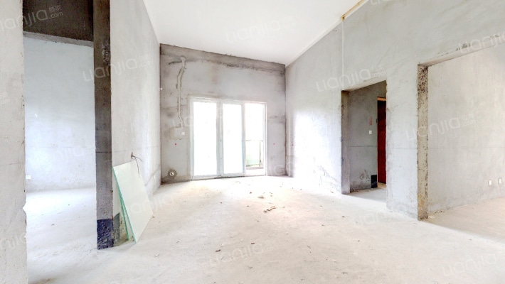 瑞鑫悦荣府二手房实景图