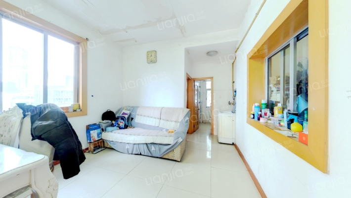 塘泾新村二手房实景图