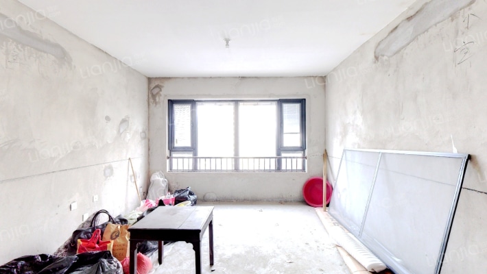 望潜华庭二手房实景图