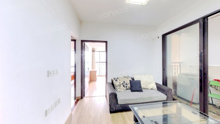 中庚香江万里二手房实景图