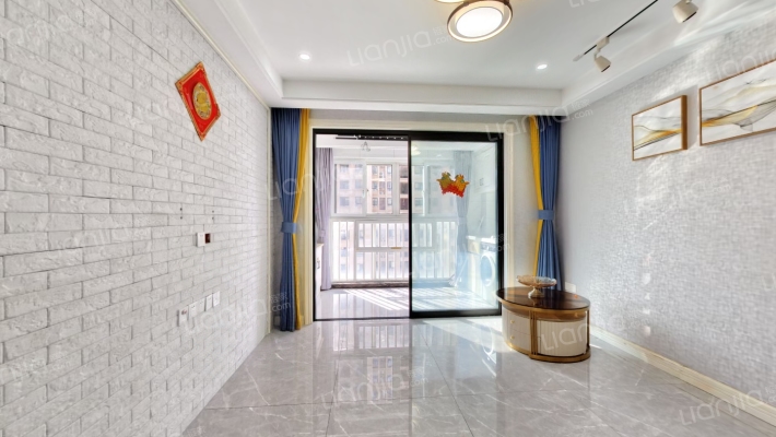 优山美地名邸二手房实景图