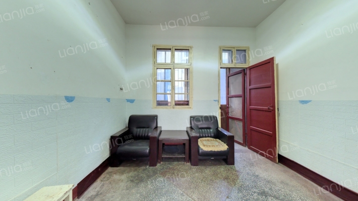 糖酒副食小区二手房实景图