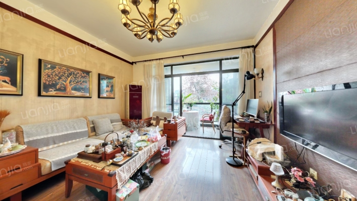 晶蓝半岛二期二手房实景图