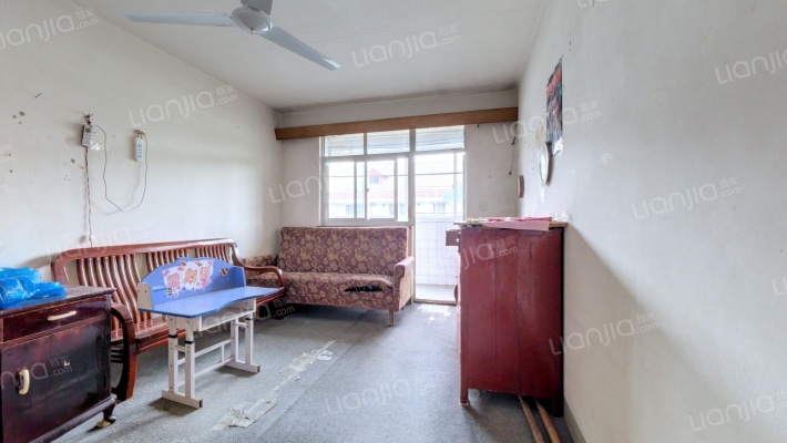 南华苑二手房实景图