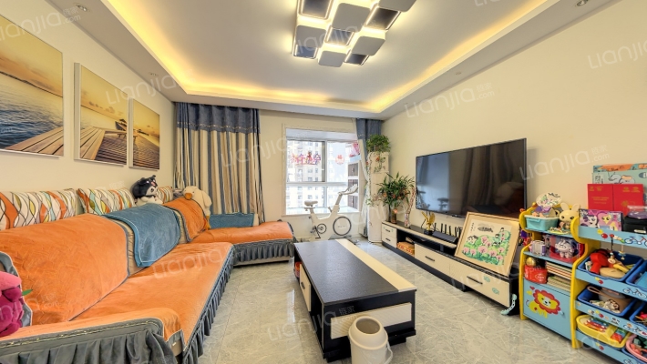 黎明风和庭院二手房实景图