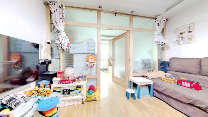 立恒名苑二手房实景图