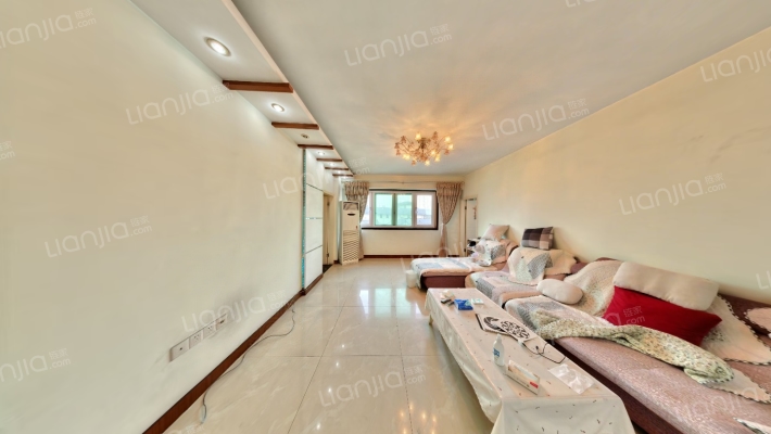 西郊大厦二手房实景图