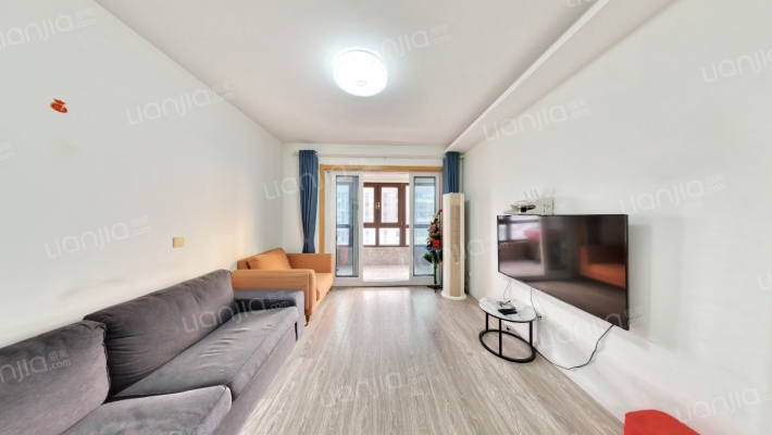 招商依云华府二手房实景图