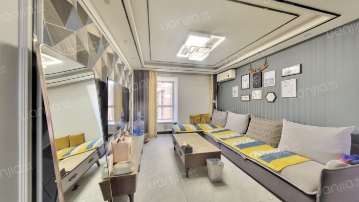 雨润星雨华府二期二手房实景图