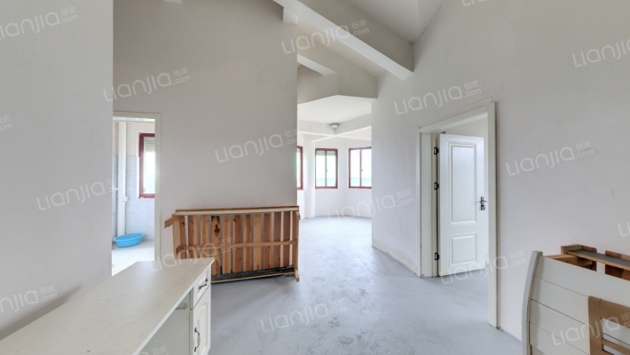 凤凰小镇二手房实景图