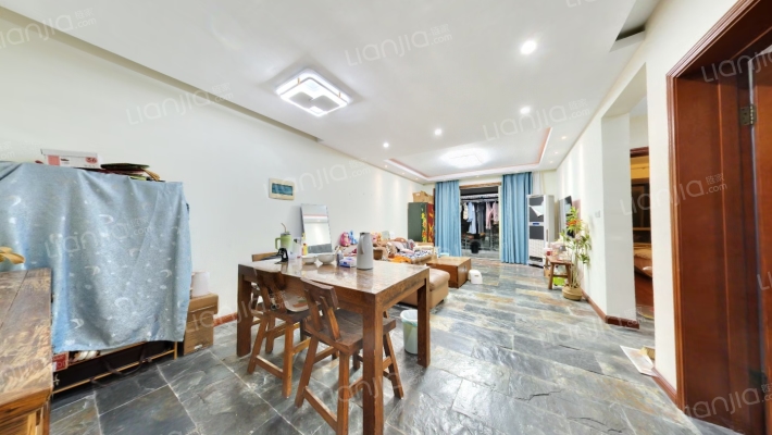 云庭城市中心花园二手房实景图