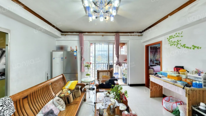 登云佳园二手房实景图