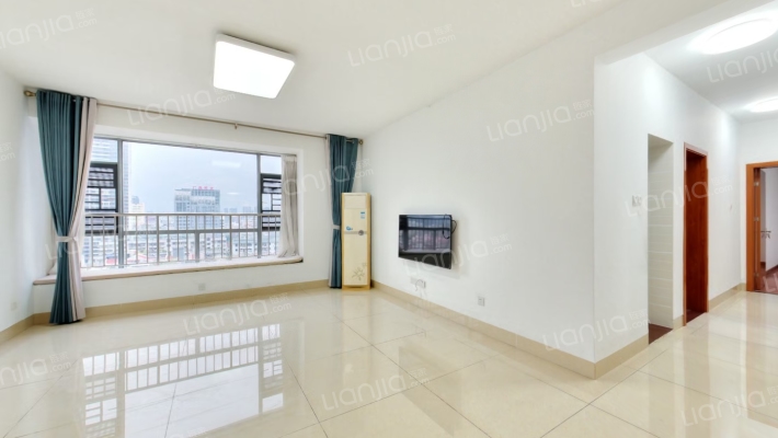 民族大道气象小区二手房实景图