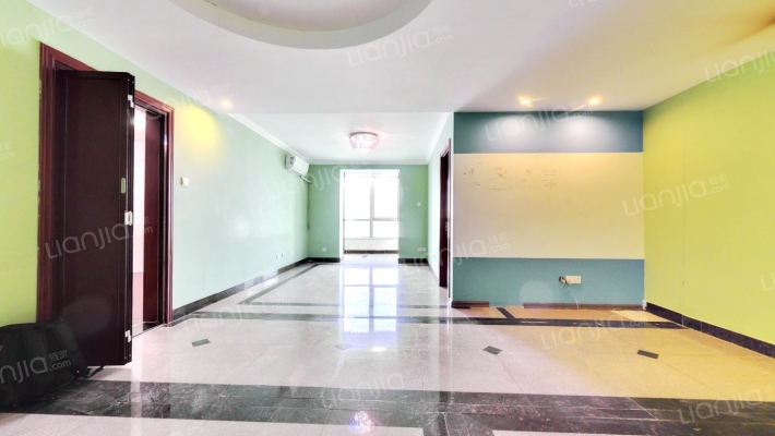 日月天地二手房实景图