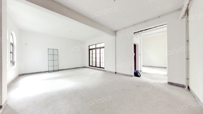 阿卡迪亚三区二手房实景图