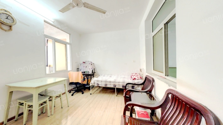 剧院村二手房实景图