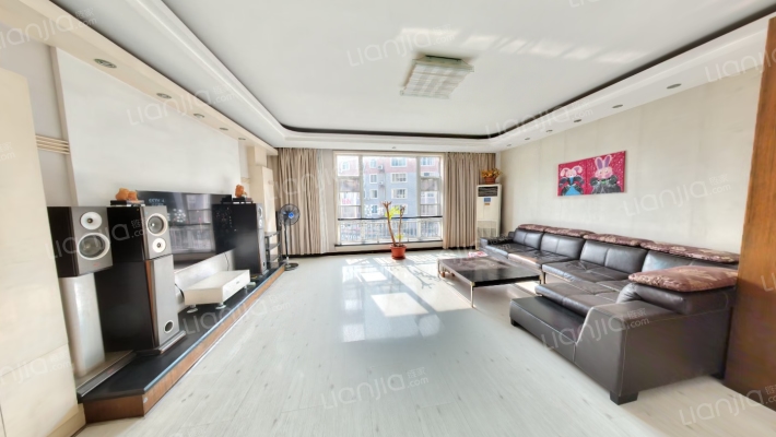 卫生局宿舍二手房实景图