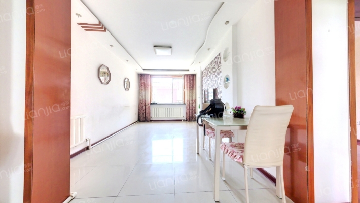 富工一街二手房实景图