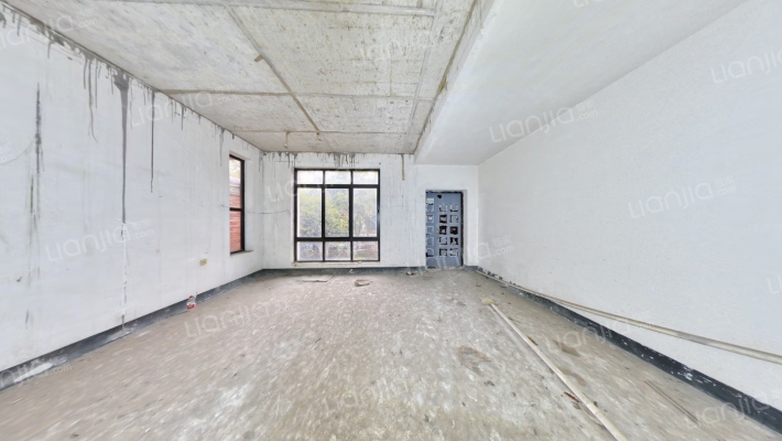 维多利亚D区二手房实景图