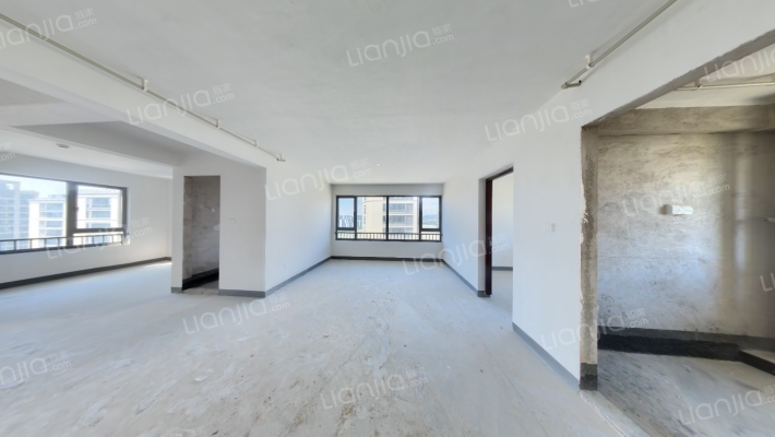 澜沁臻品府北区二手房实景图