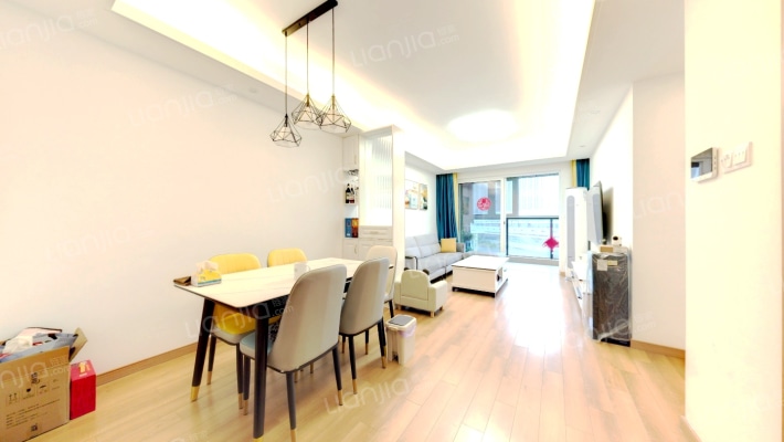 新力金沙湾二手房实景图