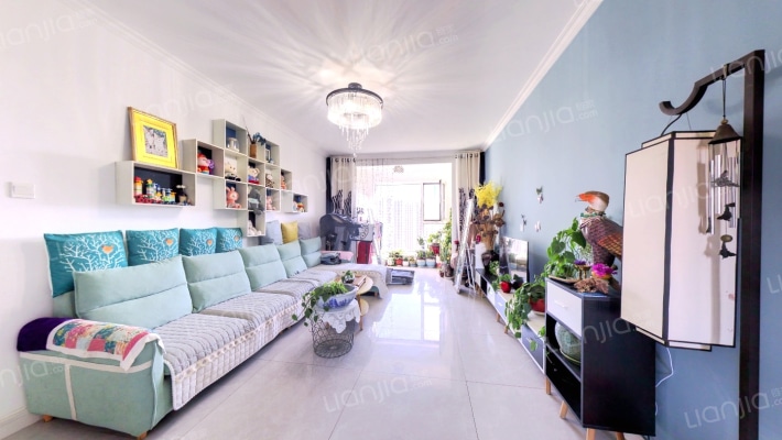 位置好 南北通透大三居 采光好 视野好 楼层好-客厅