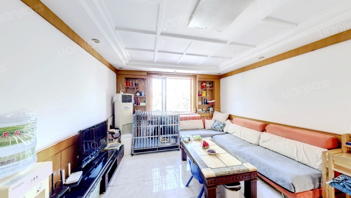 建行楼二手房实景图