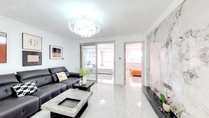 东春服装家属楼二手房实景图