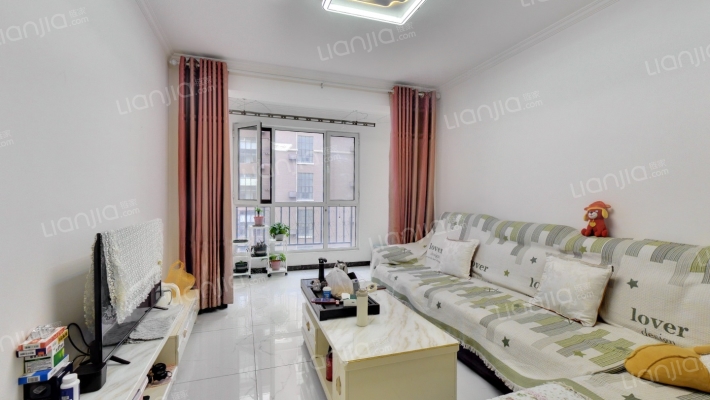 户型方正，朝南两居，采光充足，楼层好-客厅