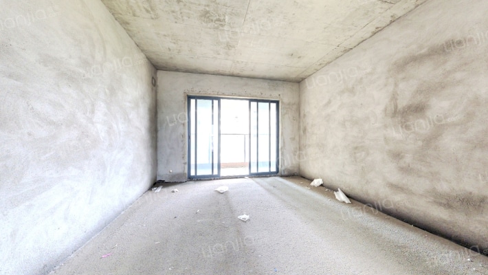 平逸豪庭二手房实景图