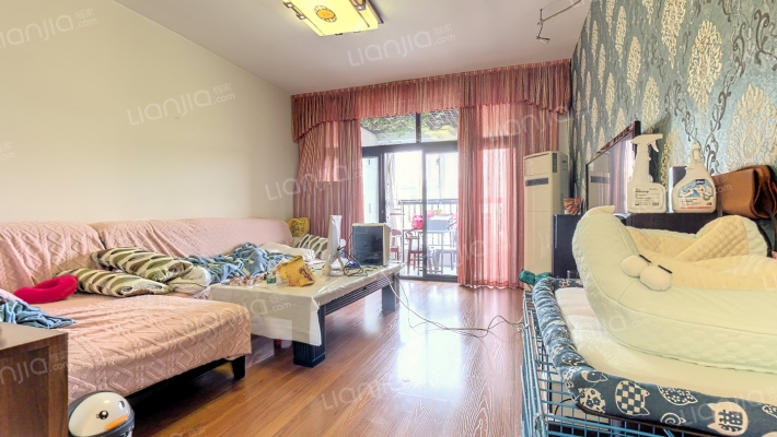 黄金海岸二手房实景图