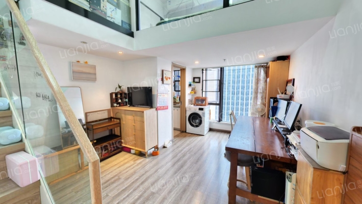 卓越中寰二手房实景图