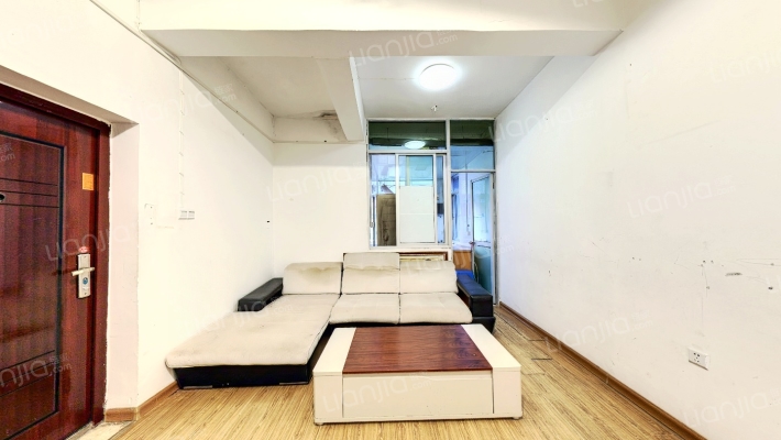 皮塑宿舍二手房实景图