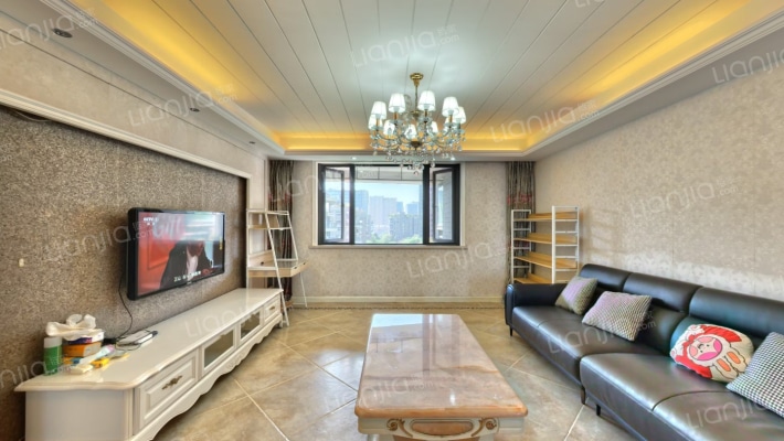 枫华府第二手房实景图